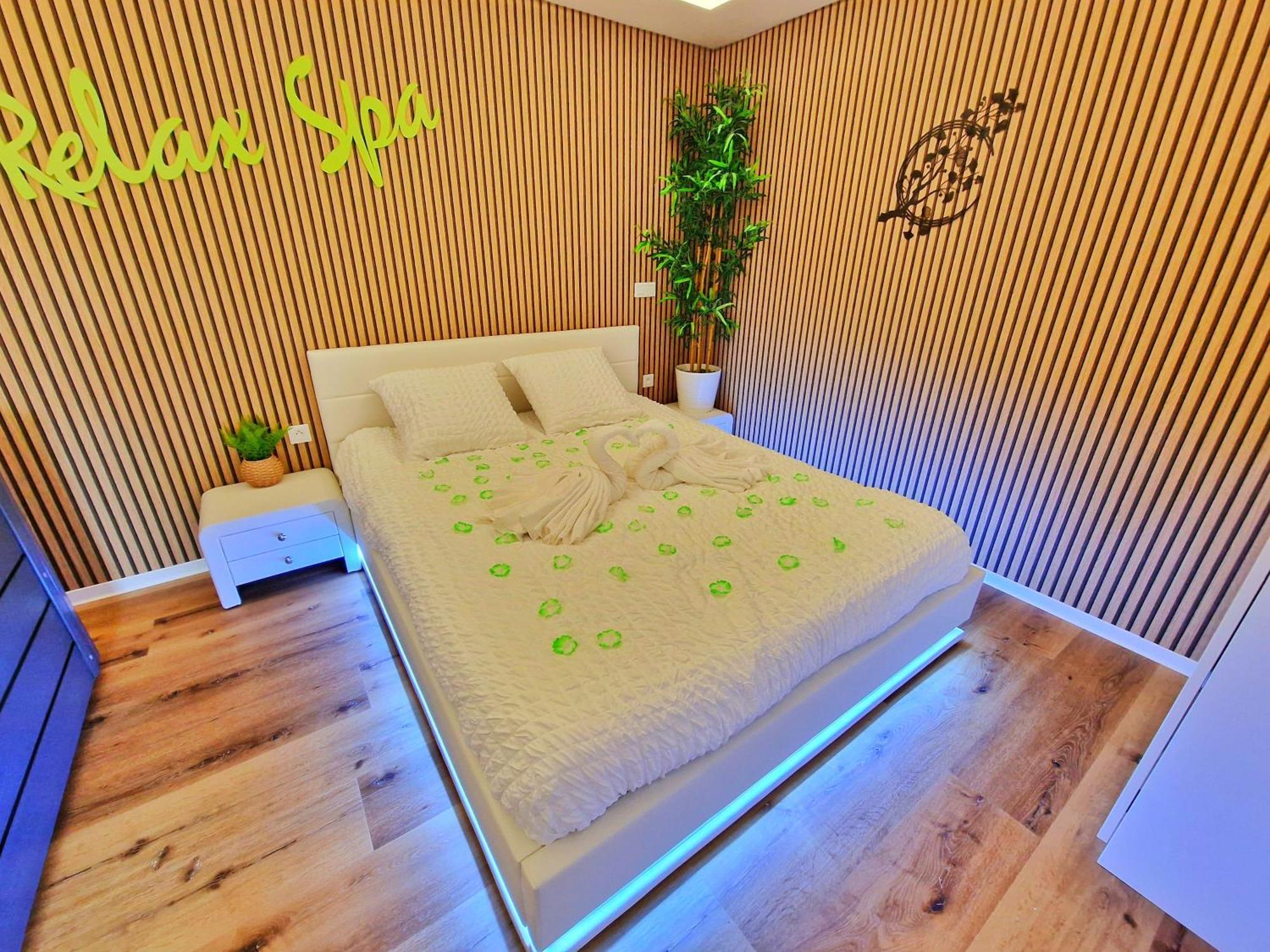 Relax Spa-4 Pers-Jacuzzi-Parking-Jardin-Clim-Colmar Muntzenheim Exteriér fotografie