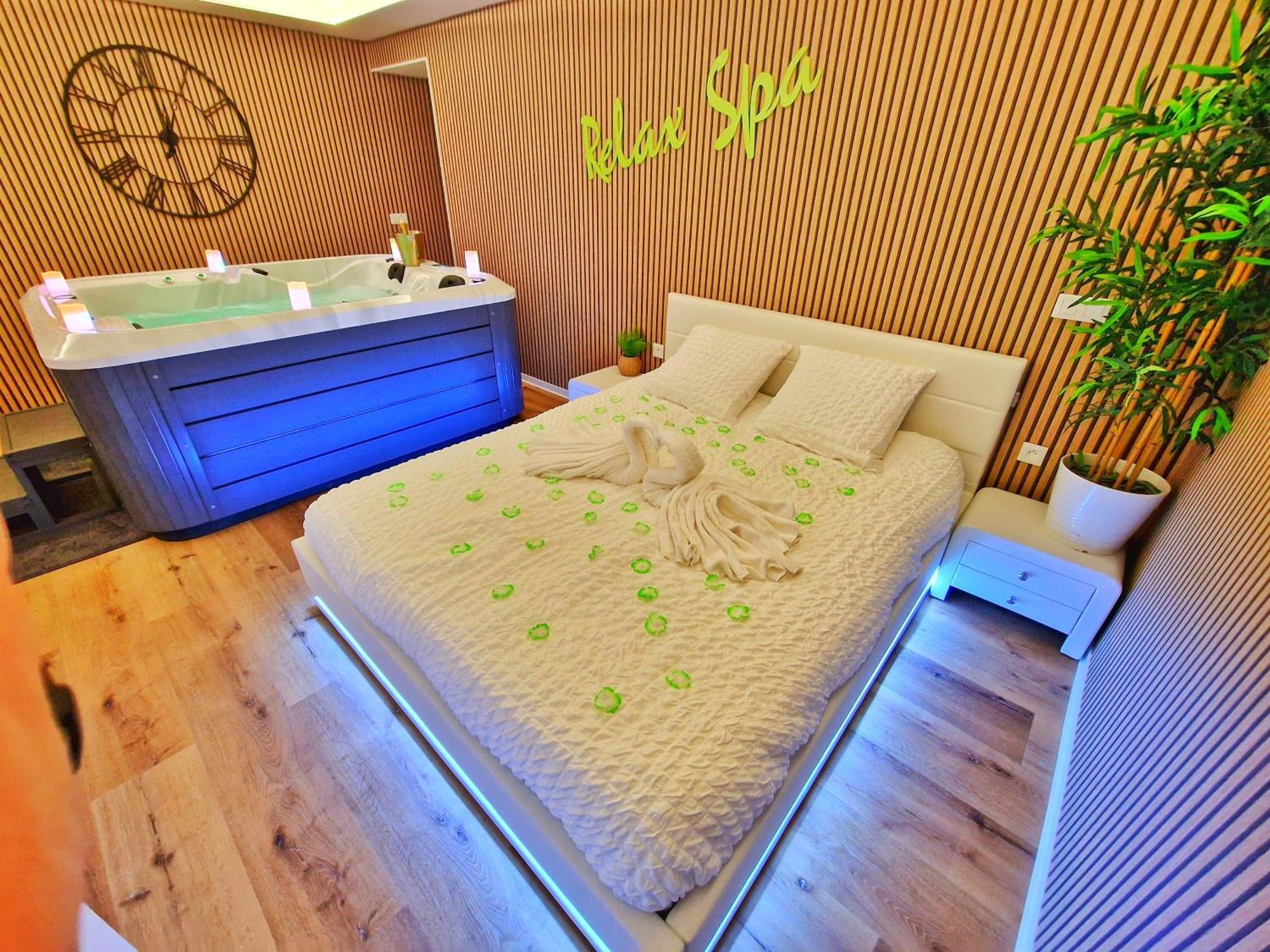 Relax Spa-4 Pers-Jacuzzi-Parking-Jardin-Clim-Colmar Muntzenheim Exteriér fotografie